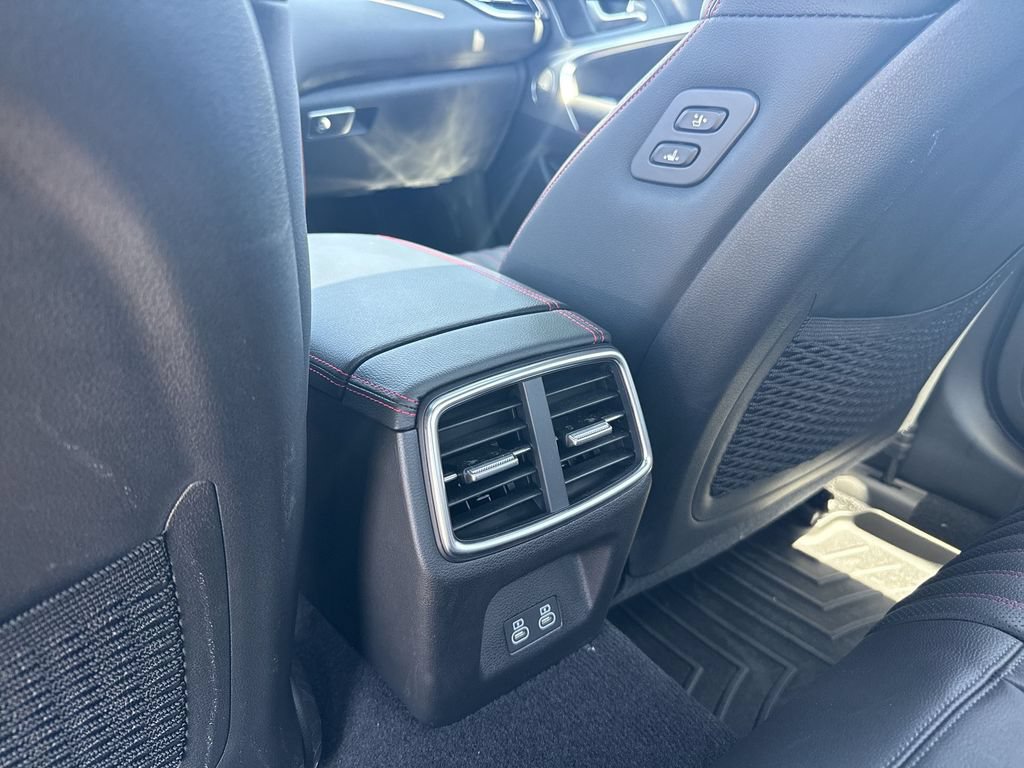Used 2025 Genesis G70 2.5T w/ Sport Prestige Package AWD/4WD image 20