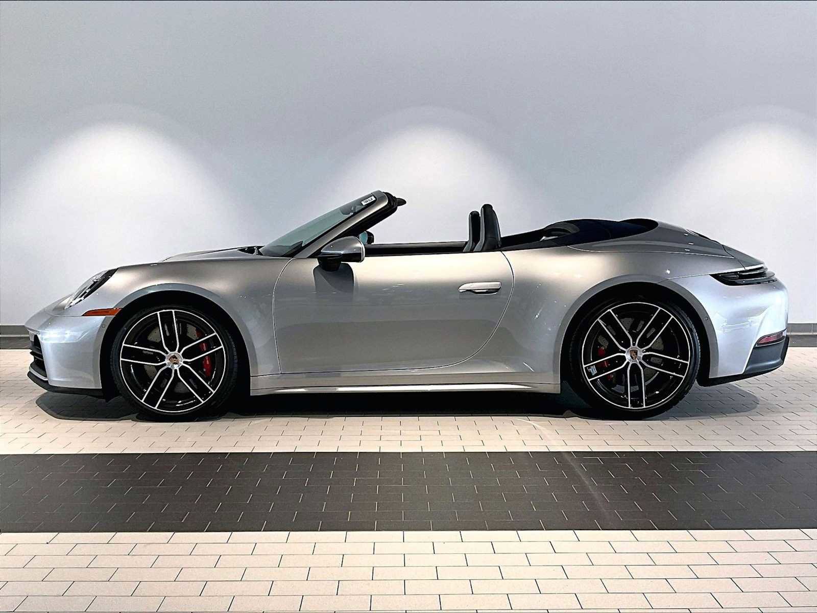 New 2026 Porsche 911 Carrera 4S image 2