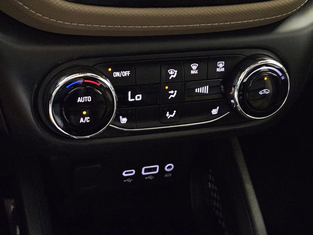 Used 2021 Chevrolet TrailBlazer ACTIV w/ Sun and Liftgate Package image 15
