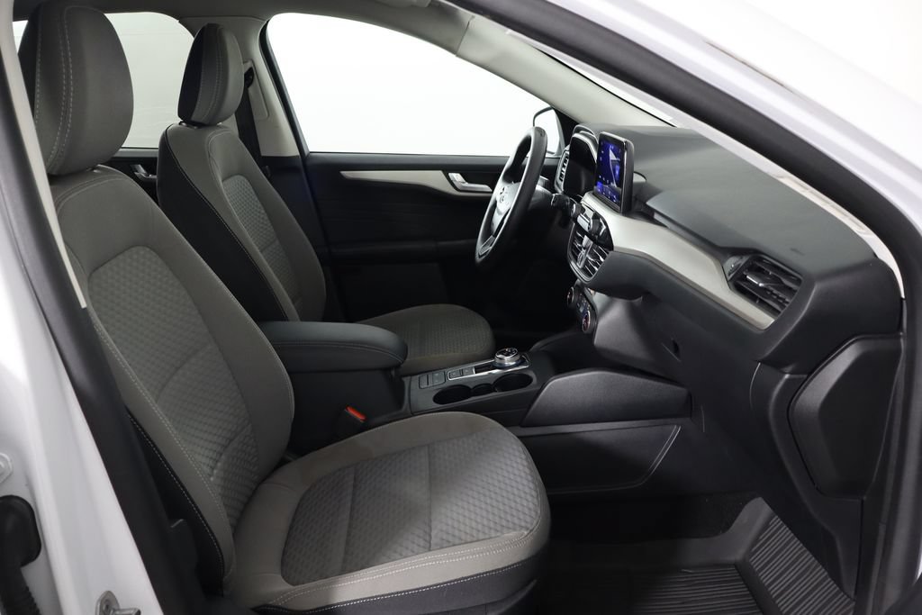 Used 2021 Ford Escape SE FWD image 18