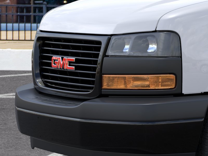 New 2026 GMC Savana 3500 Extended RWD image 13