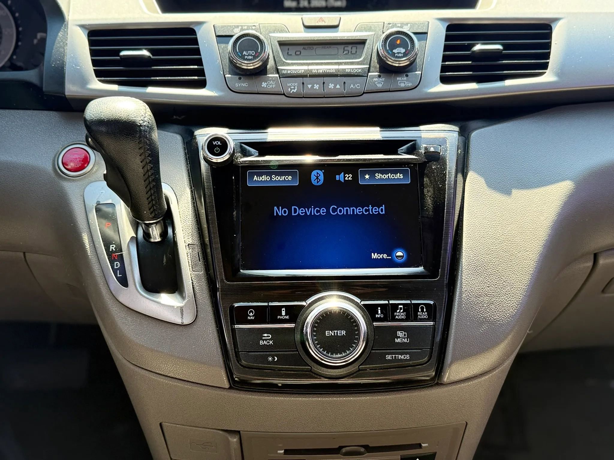 Used 2015 Honda Odyssey Touring image 17