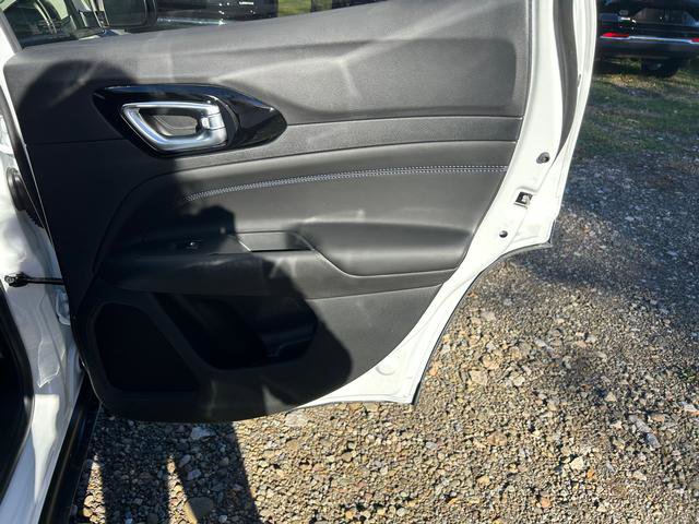 New 2026 Jeep Compass Latitude image 20