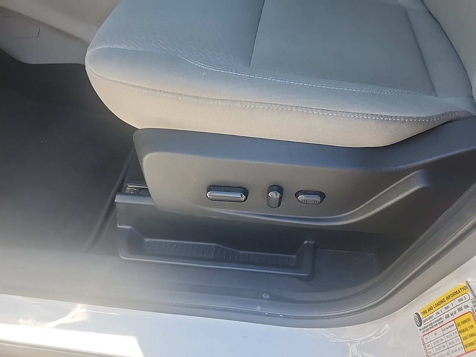 Used 2019 Ford Escape SE FWD image 15