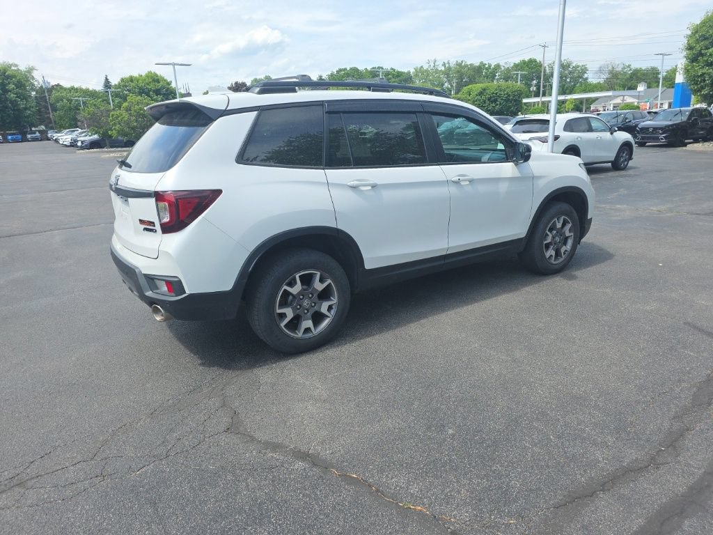 Used 2023 Honda Passport TrailSport image 7