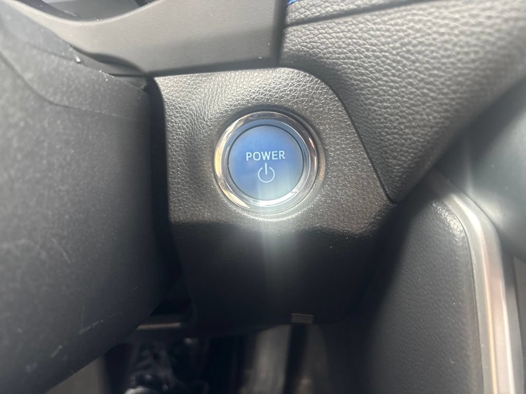 Used 2019 Toyota RAV4 XSE w/ XSE Weather Package AWD/4WD image 16