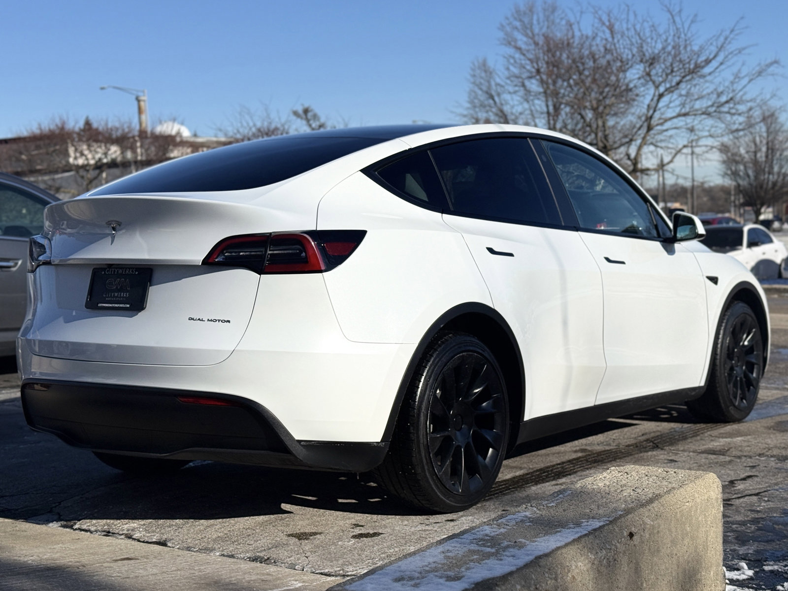 Used 2023 Tesla Model Y Long Range image 9