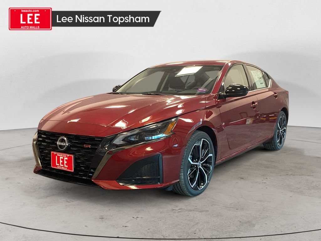 Used 2024 Nissan Altima 2.5 SR FWD image 1
