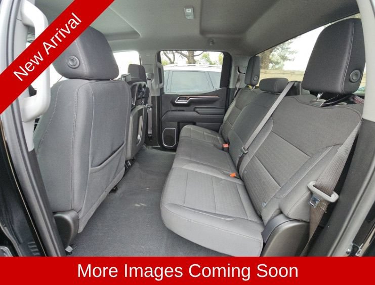 Used 2025 Chevrolet Silverado 1500 LT w/ LPO, Dark Essentials Package RWD image 15
