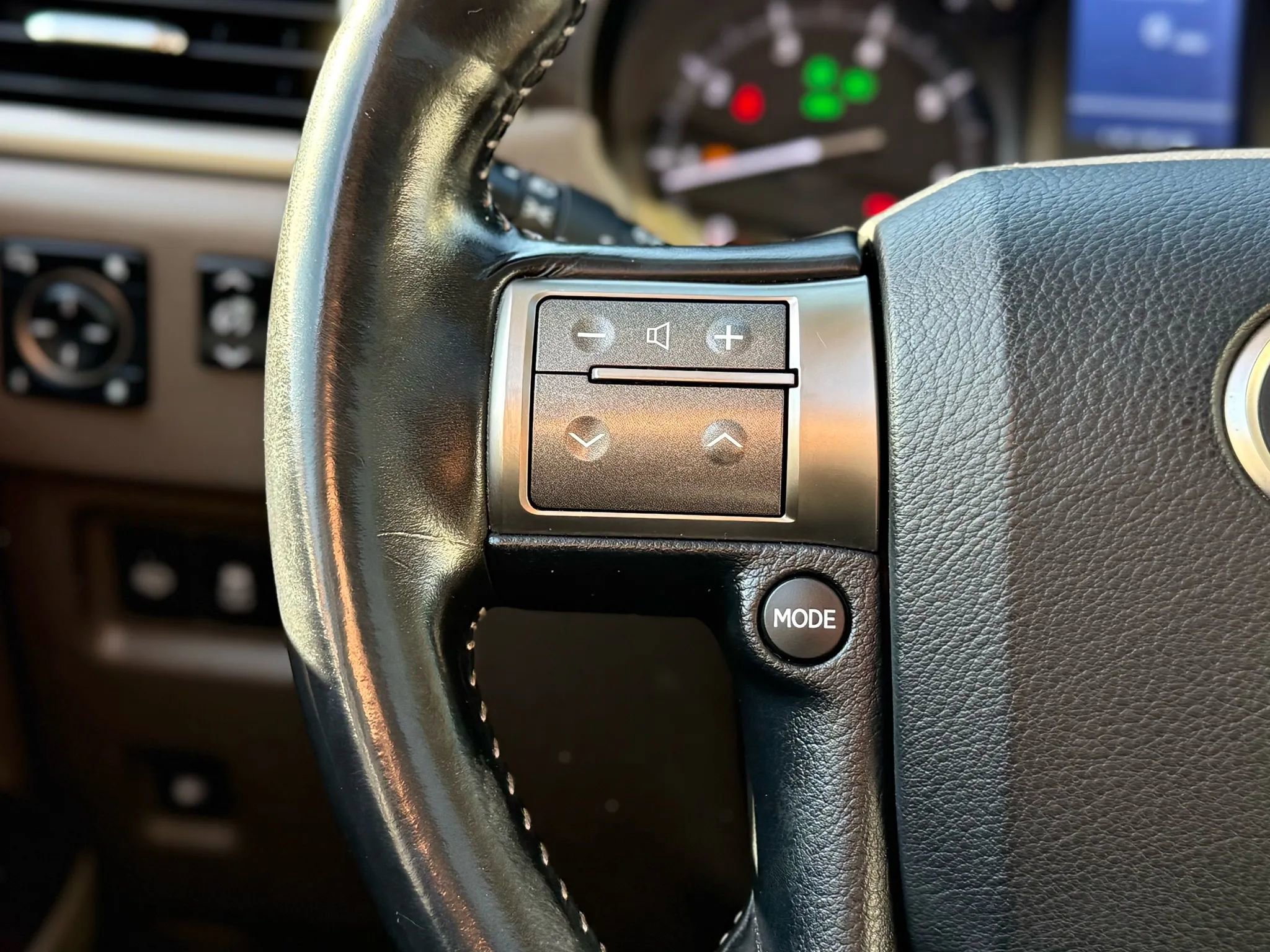 Used 2018 Lexus GX 460 Premium AWD/4WD image 19