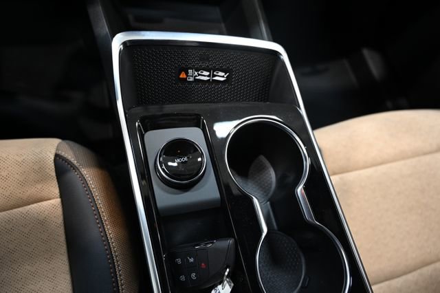 New 2026 Chevrolet Equinox ACTIV w/ Convenience Package III FWD image 4