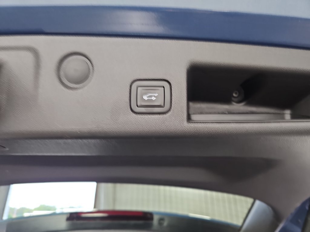 Used 2024 Chevrolet Equinox LT AWD/4WD image 13
