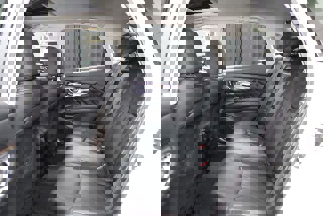 Used 2012 INFINITI M56 x w/ Deluxe Touring Pkg image 24