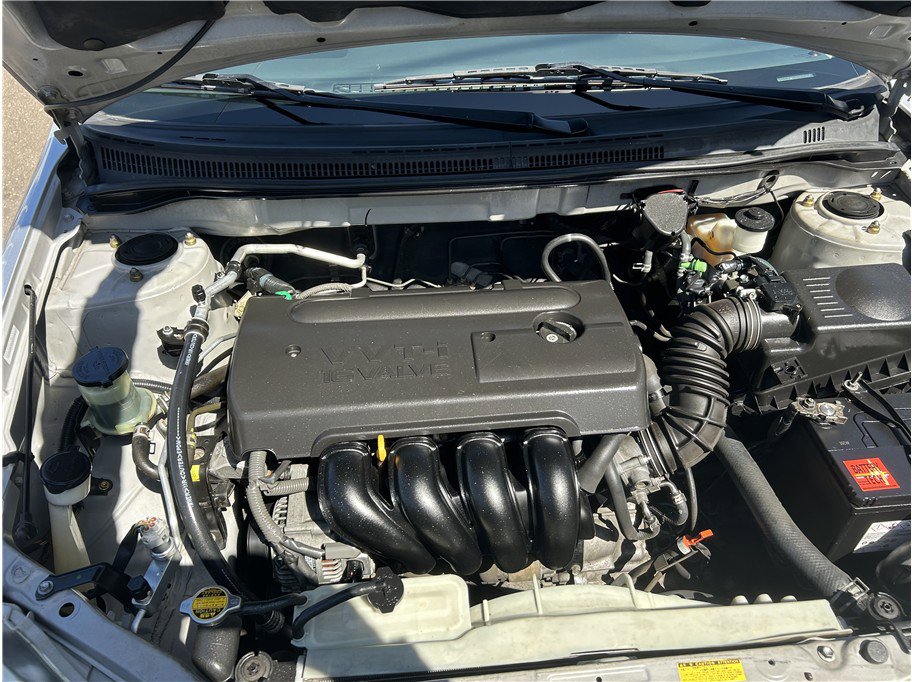 Used 2005 Toyota Corolla S image 13