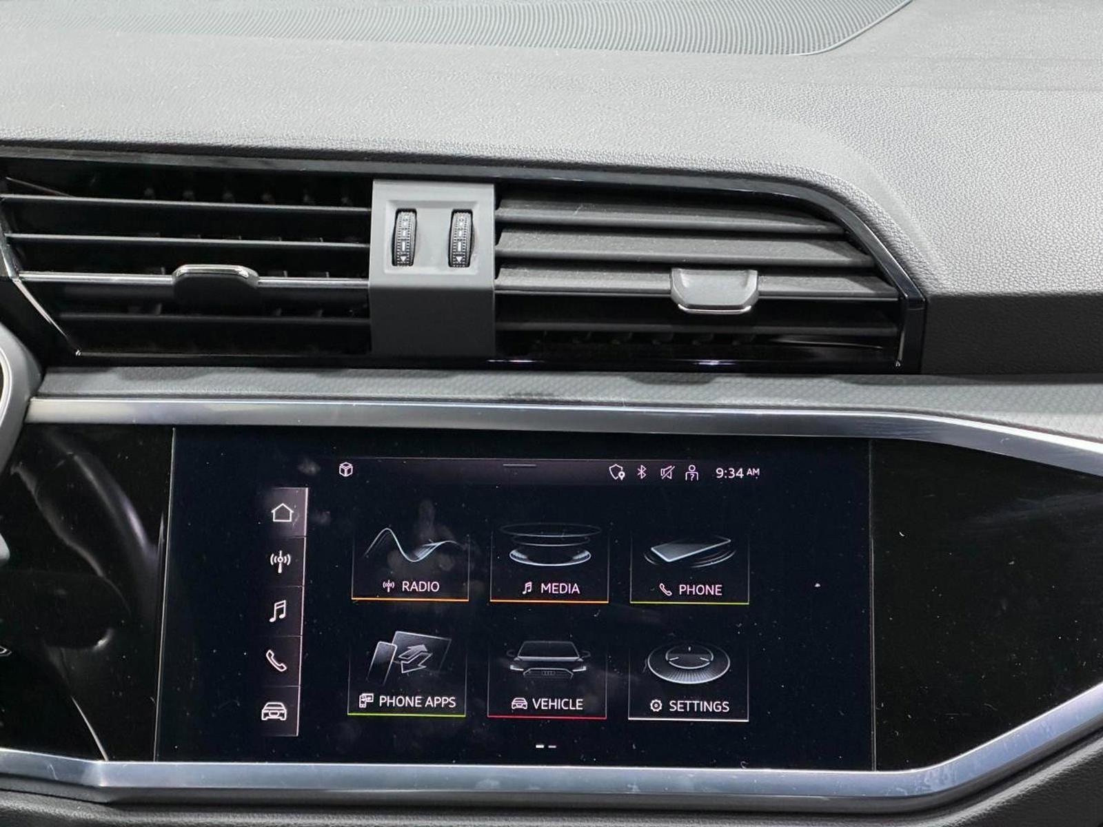 Certified 2022 Audi Q3 2.0T Premium w/ Convenience Package image 15