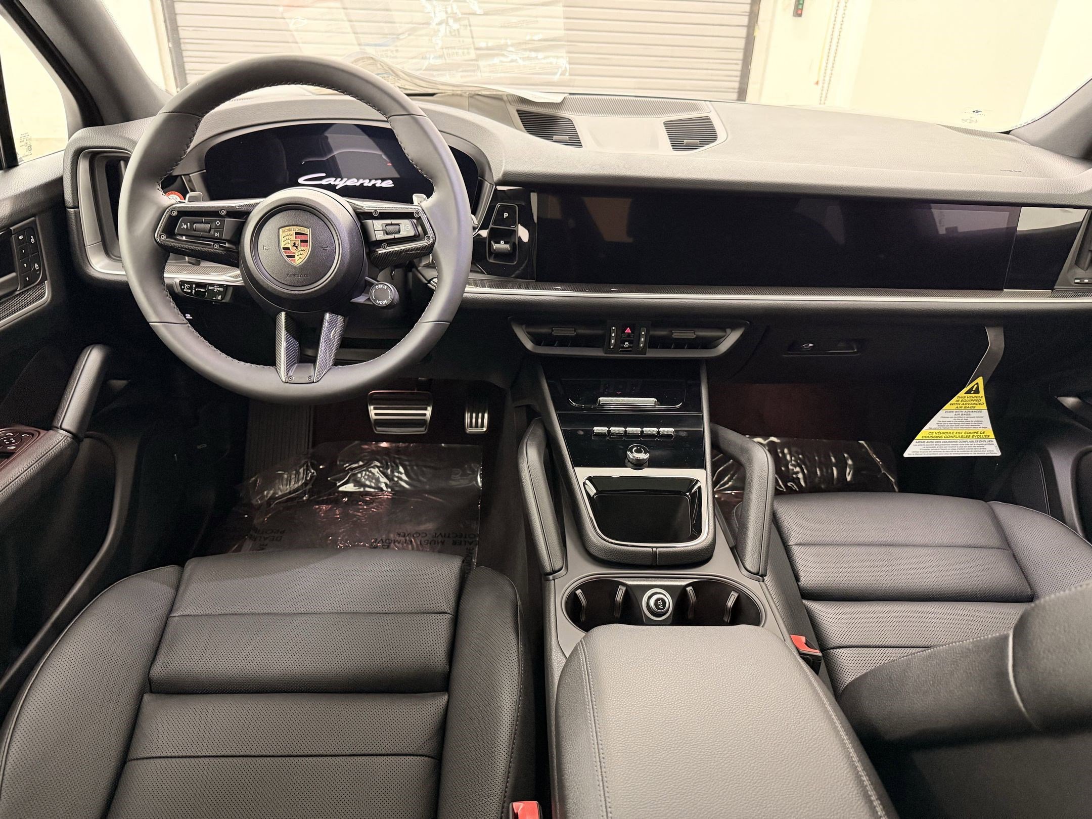 Used 2025 Porsche Cayenne image 14