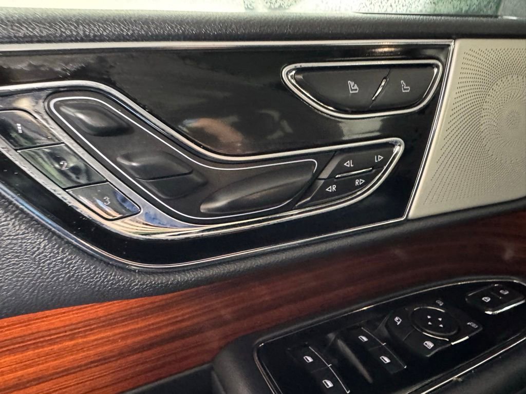 Certified 2022 Lincoln Navigator Reserve image 42