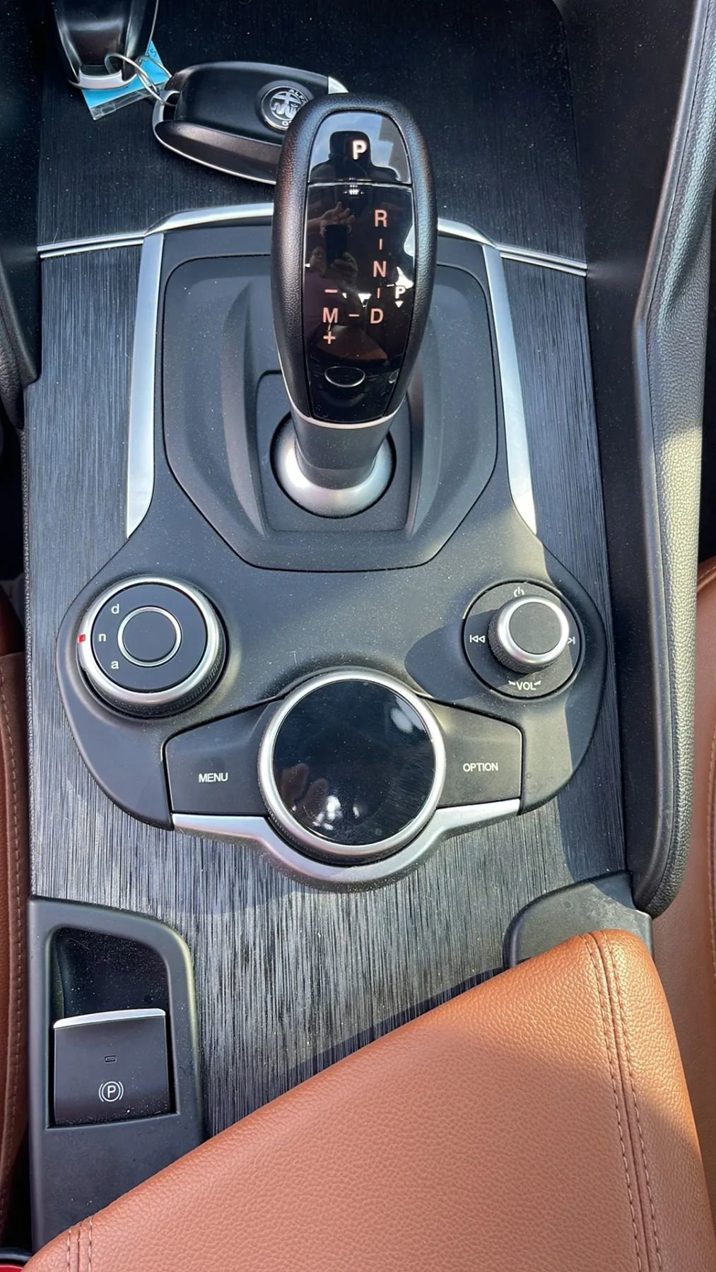 Used 2019 Alfa Romeo Giulia w/ Quick Order Package 22K Sport image 25