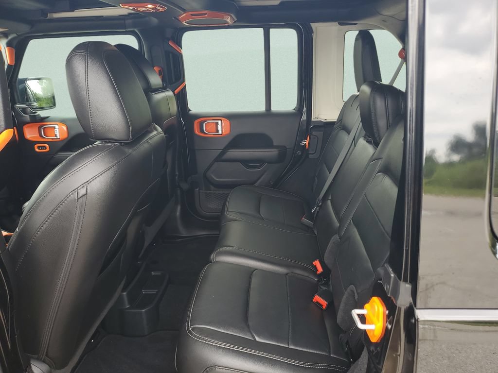 Used 2021 Jeep Wrangler Unlimited Sahara w/ Safety Group AWD/4WD image 13