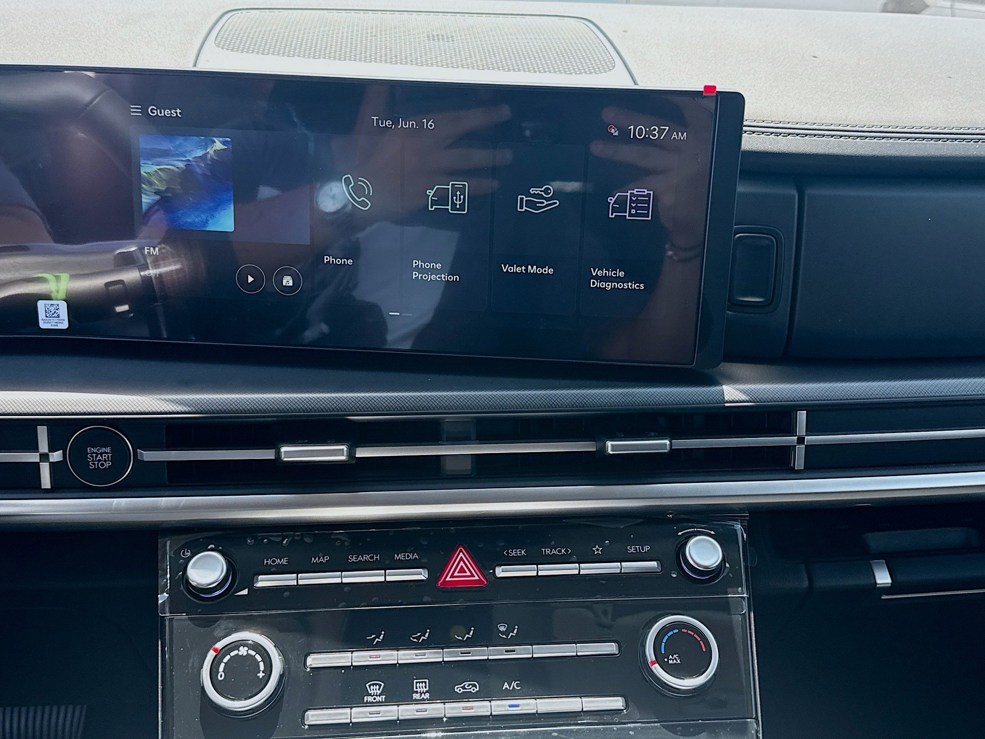 New 2026 Hyundai Santa Fe SE FWD image 9