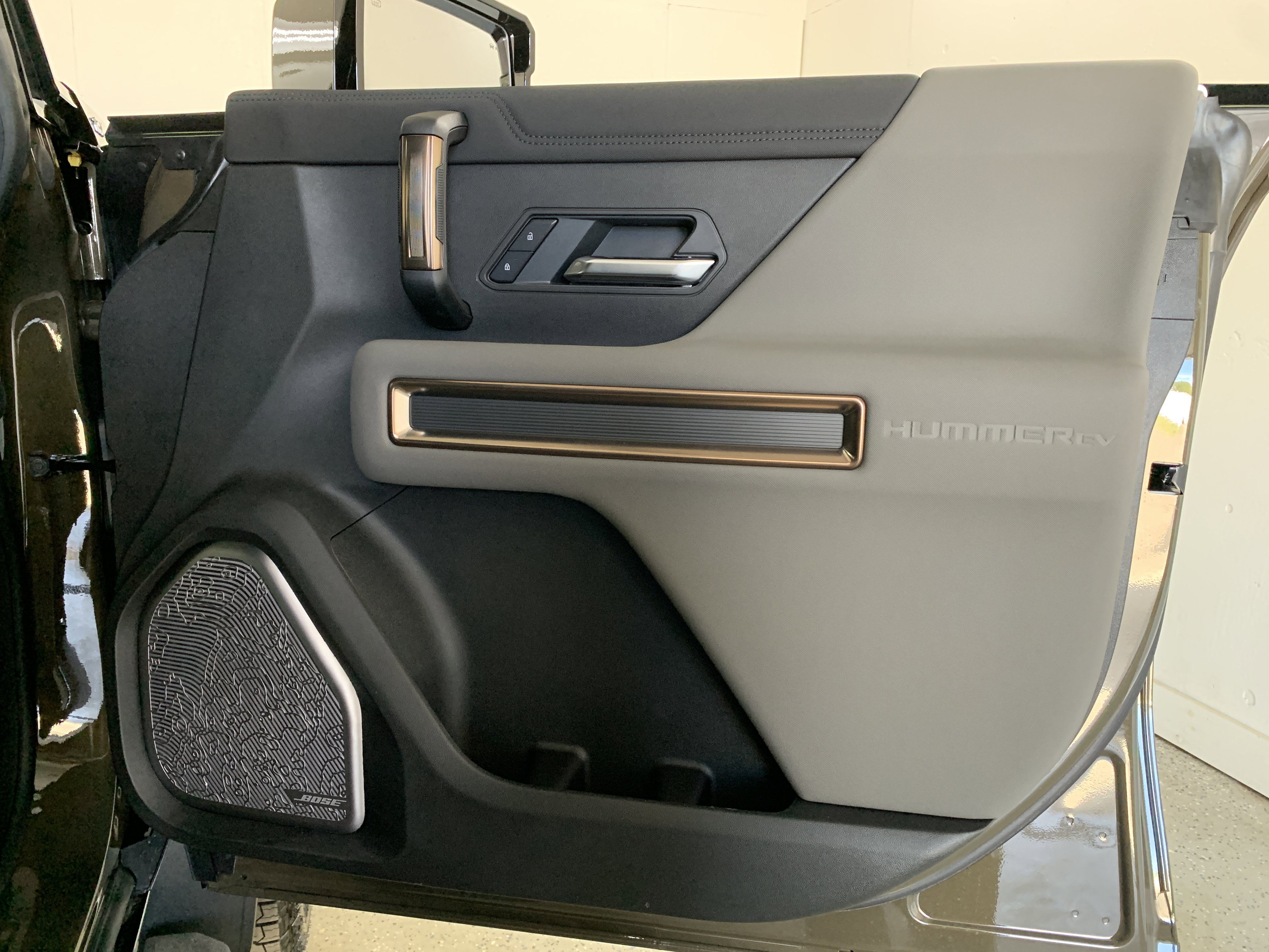 New 2025 GMC Hummer EV 2X image 38