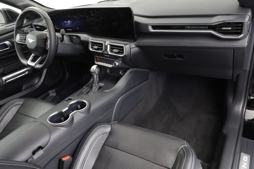 Used 2025 Ford Mustang GT Premium RWD image 22