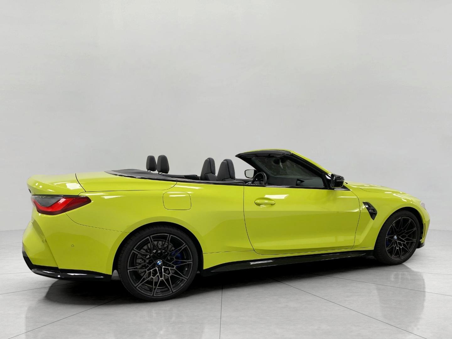 Used 2024 BMW M4 xDrive Competition w/ Executive Package image 4