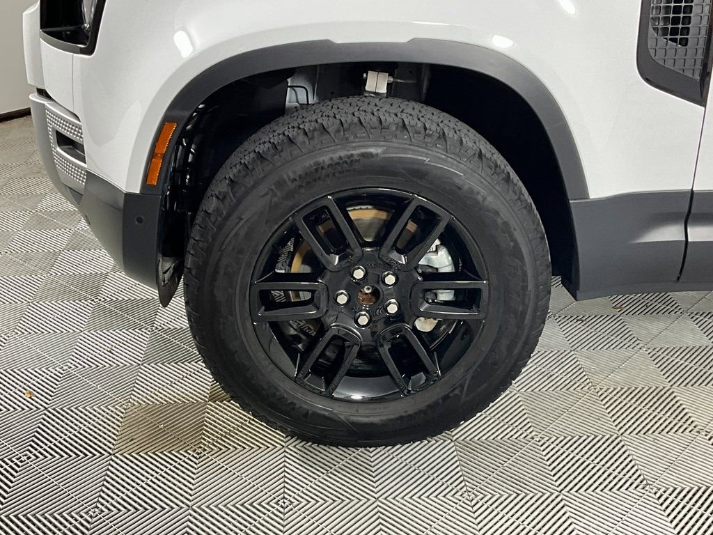 Used 2024 Land Rover Defender 110 S image 30