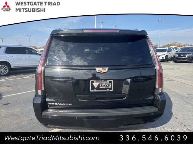 Used 2019 Cadillac Escalade ESV Premium Luxury w/ Escalade Sport Edition image 11