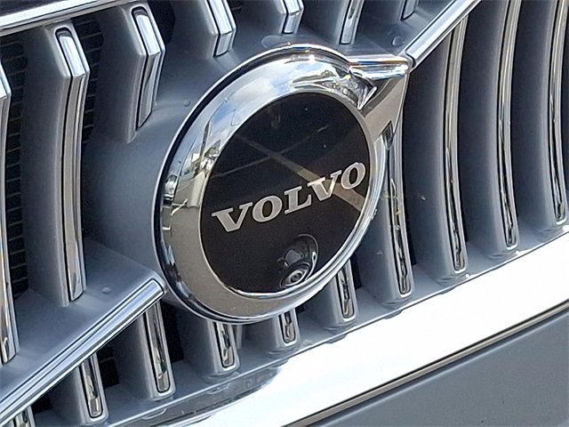 Used 2025 Volvo XC90 B5 Plus w/ Protection Package Premier image 29