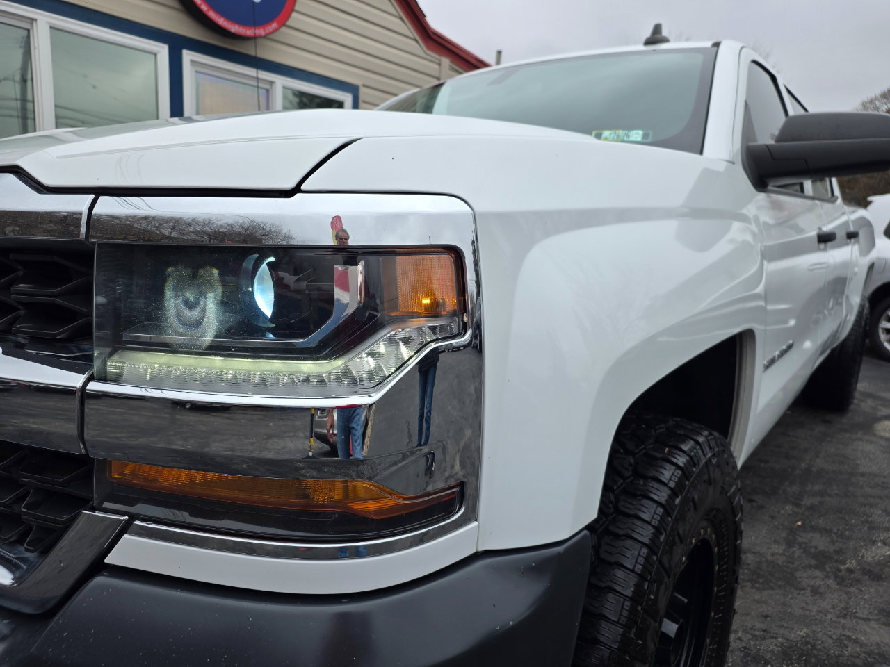 Used 2018 Chevrolet Silverado 1500 W/T w/ Trailering Package image 13