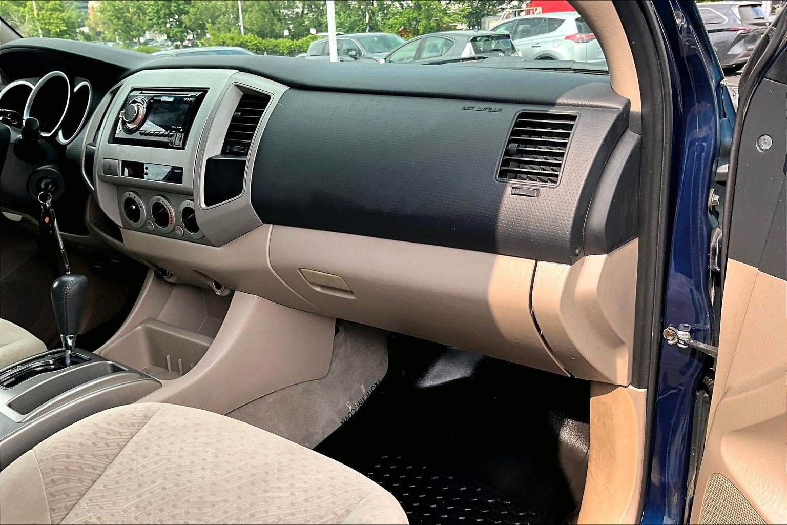 Used 2006 Toyota Tacoma PreRunner RWD image 14
