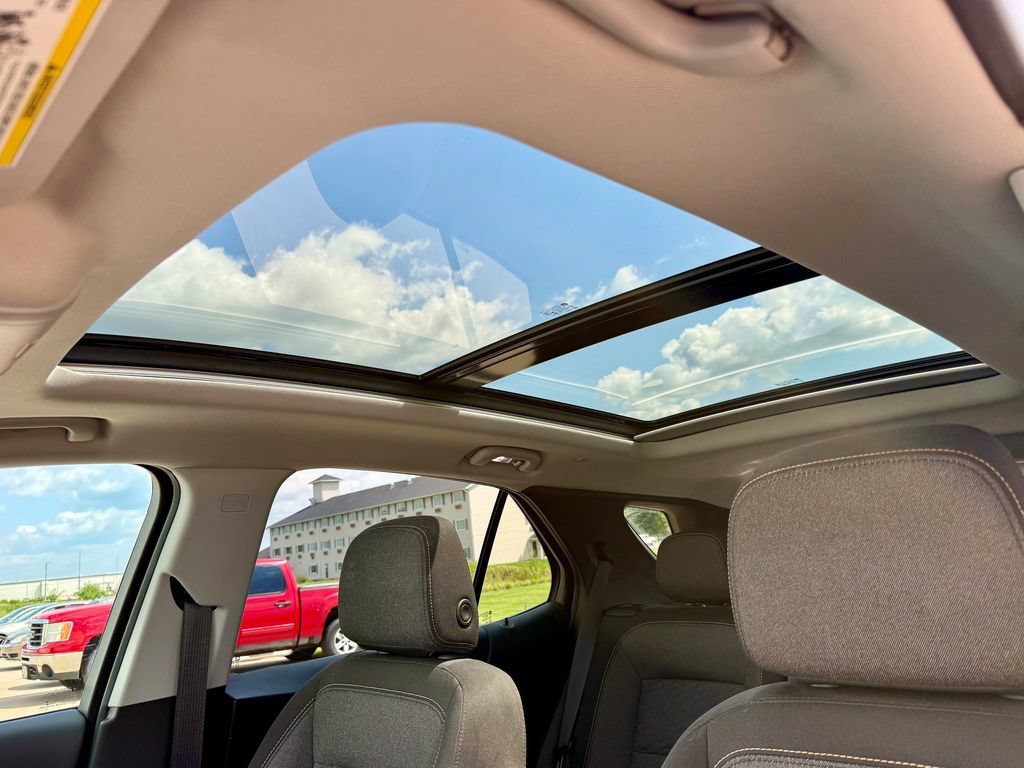 Used 2020 Chevrolet Equinox LT FWD image 28