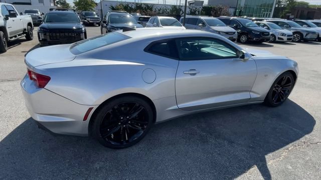 Used 2019 Chevrolet Camaro LT RWD image 2