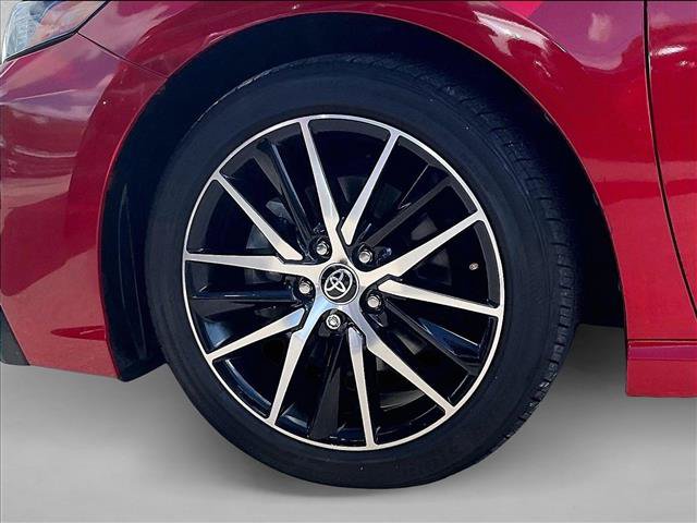 Used 2022 Toyota Camry SE w/ Audio Upgrade Package FWD image 8