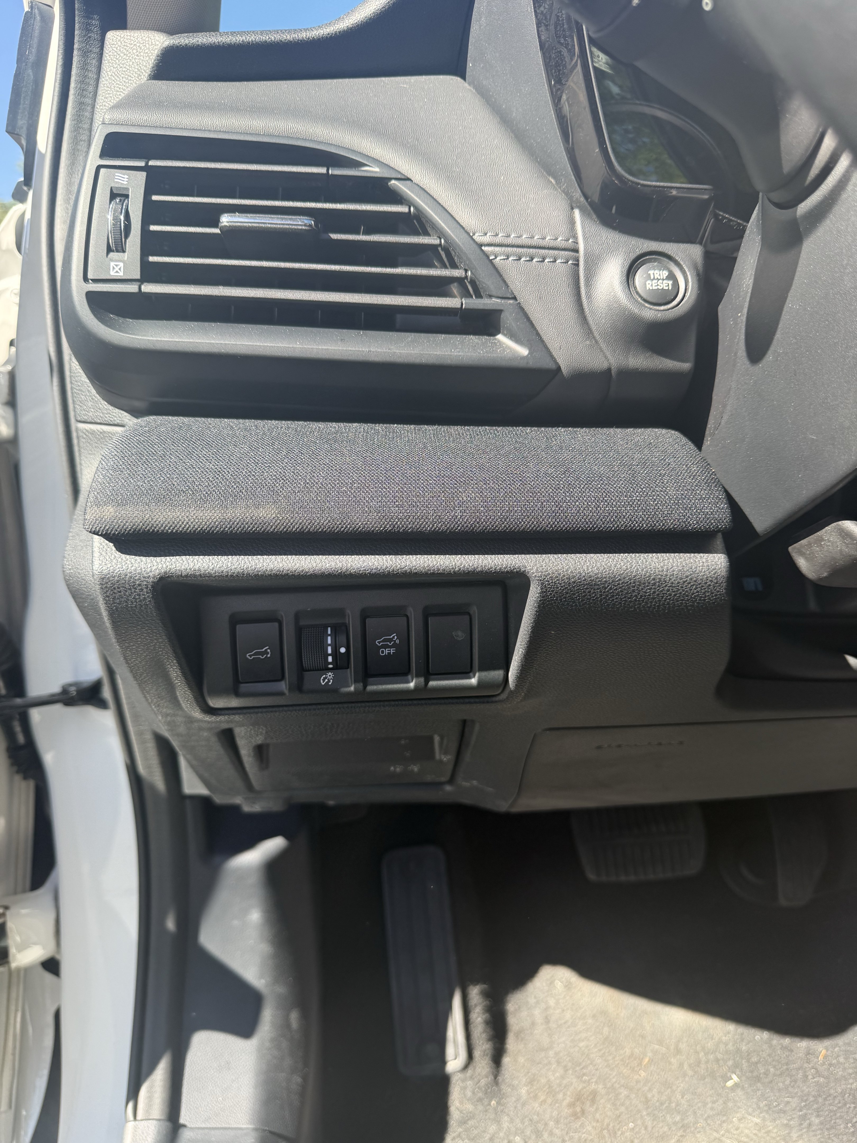 Used 2022 Subaru Outback Premium AWD/4WD image 17