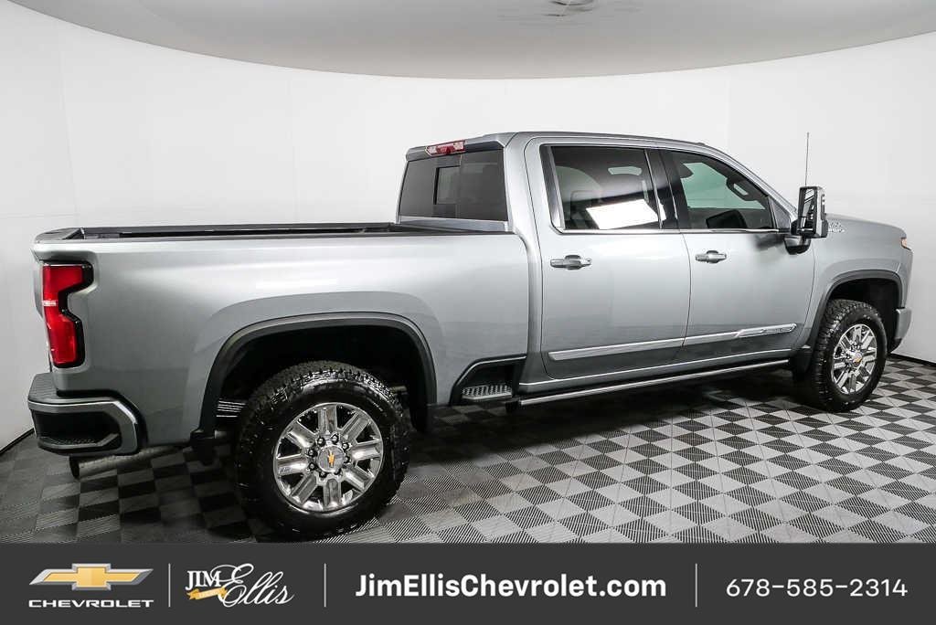 New 2026 Chevrolet Silverado 2500 High Country w/ Technology Package AWD/4WD image 2