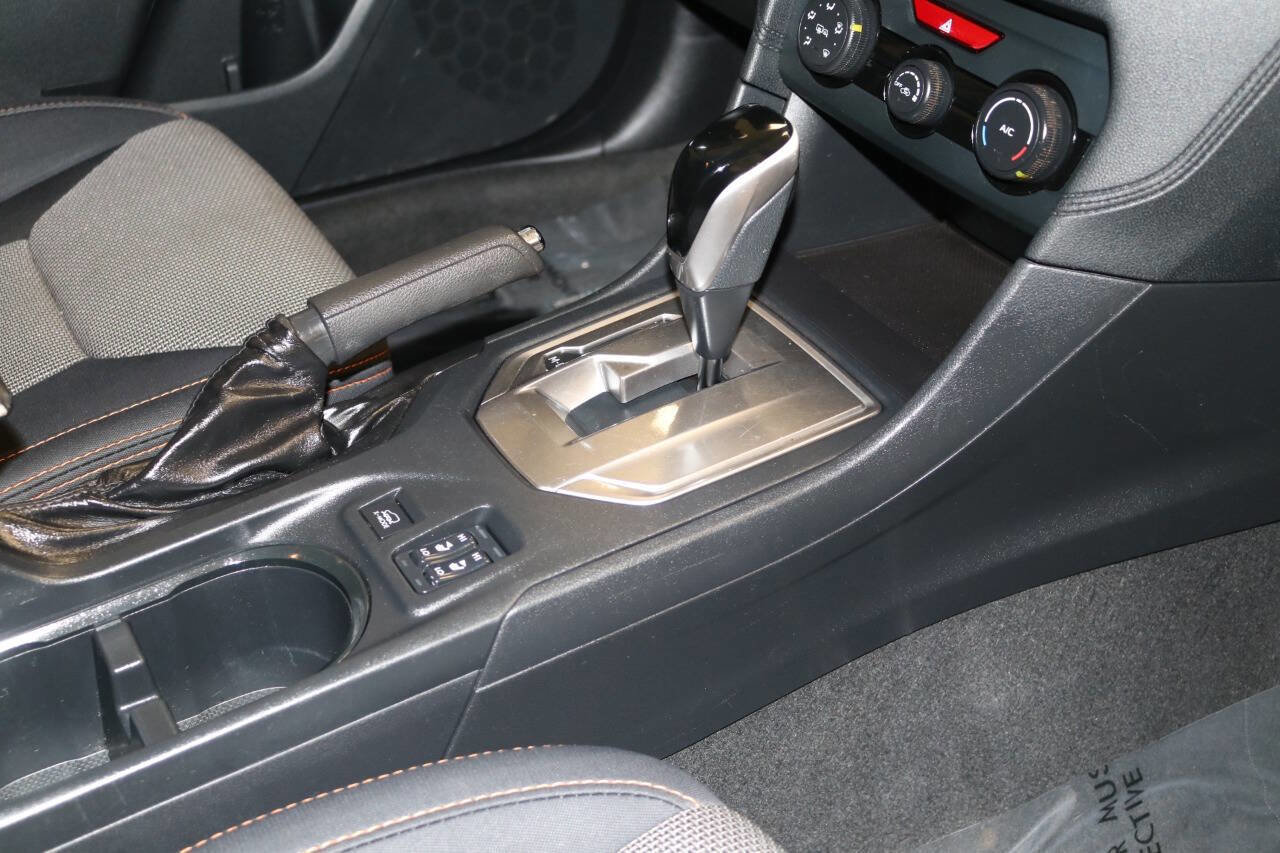 Used 2018 Subaru Crosstrek 2.0i Premium w/ Moonroof Package image 34