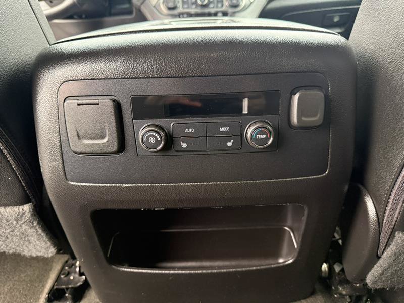 Used 2018 Chevrolet Tahoe LT w/ Luxury Package AWD/4WD image 57
