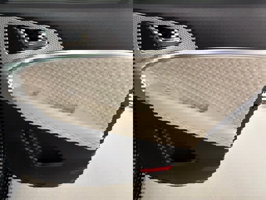 Used 2023 Genesis G70 3.3T w/ Sport Prestige Package image 40