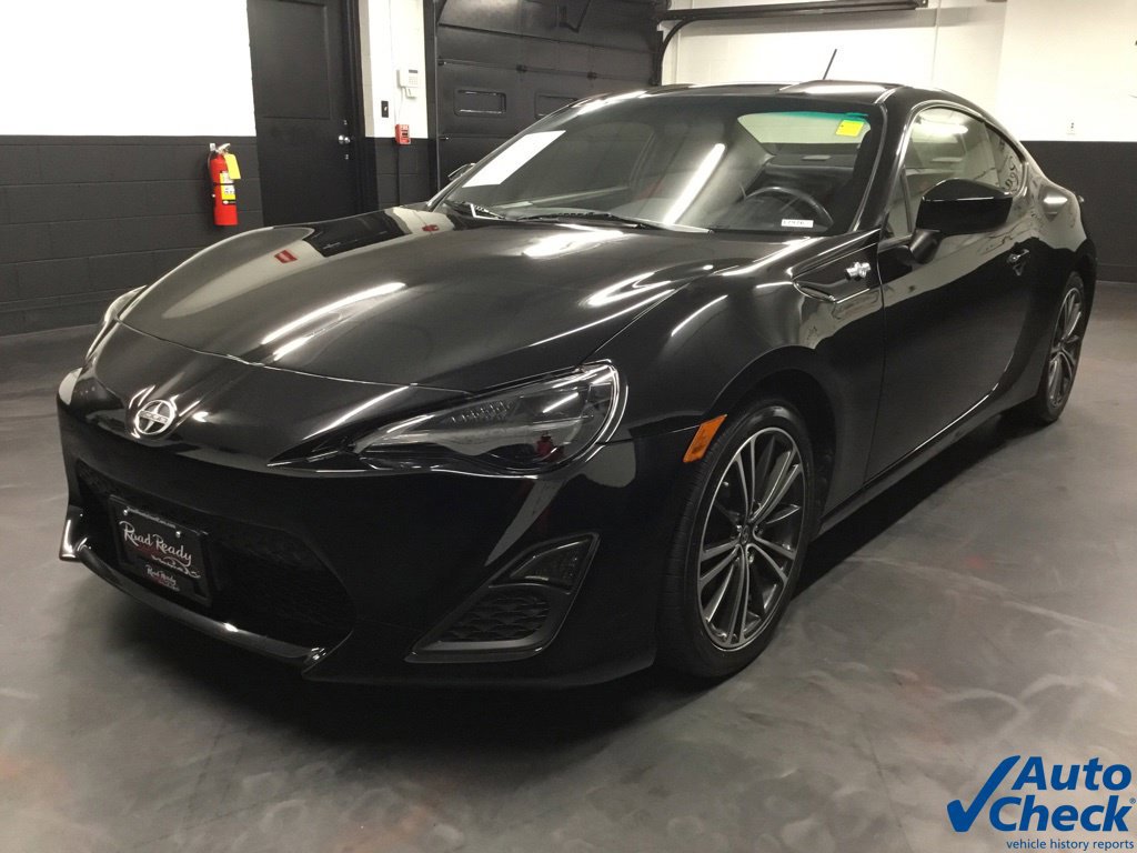 Used 2013 Scion FR-S RWD image 4