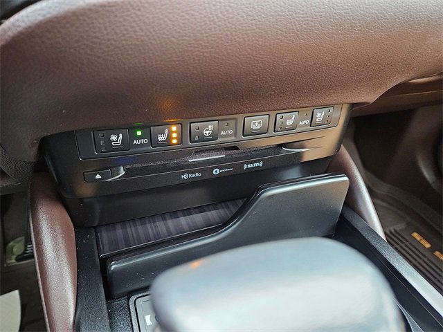 Used 2020 Lexus ES 350 Luxury w/ Accessory Package 2 image 22