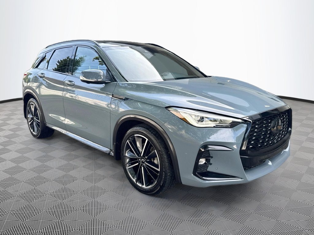 Used 2023 INFINITI QX50 Sport AWD/4WD image 4