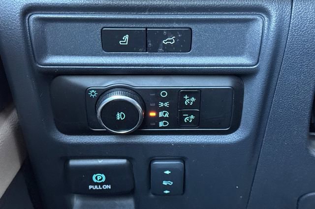 Used 2024 Ford Expedition Limited AWD/4WD image 43