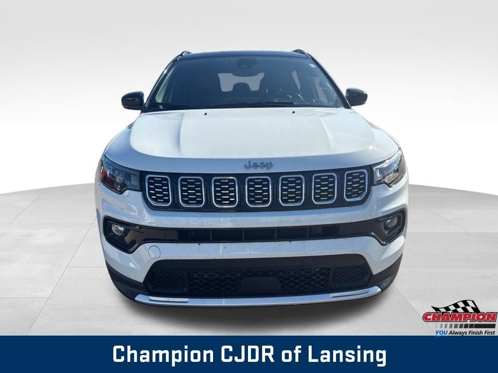 Used 2025 Jeep Compass Limited AWD/4WD image 11