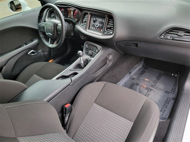 Certified 2022 Dodge Challenger R/T w/ Blacktop Package image 25