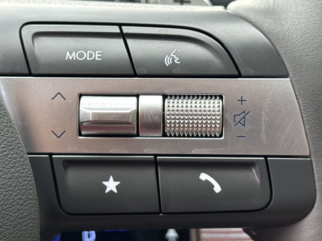 Used 2025 Hyundai Sonata Limited FWD image 25