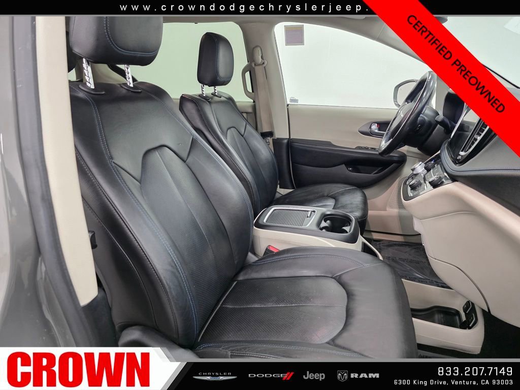 Certified 2021 Chrysler Pacifica Touring-L image 12