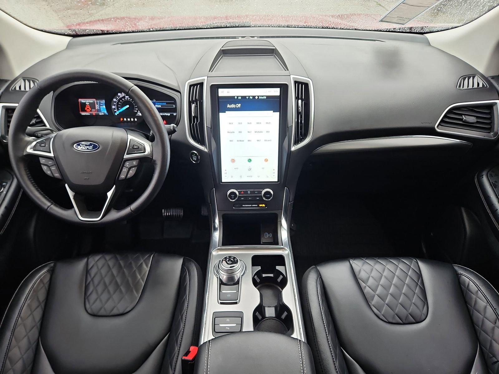 Used 2023 Ford Edge Titanium image 17