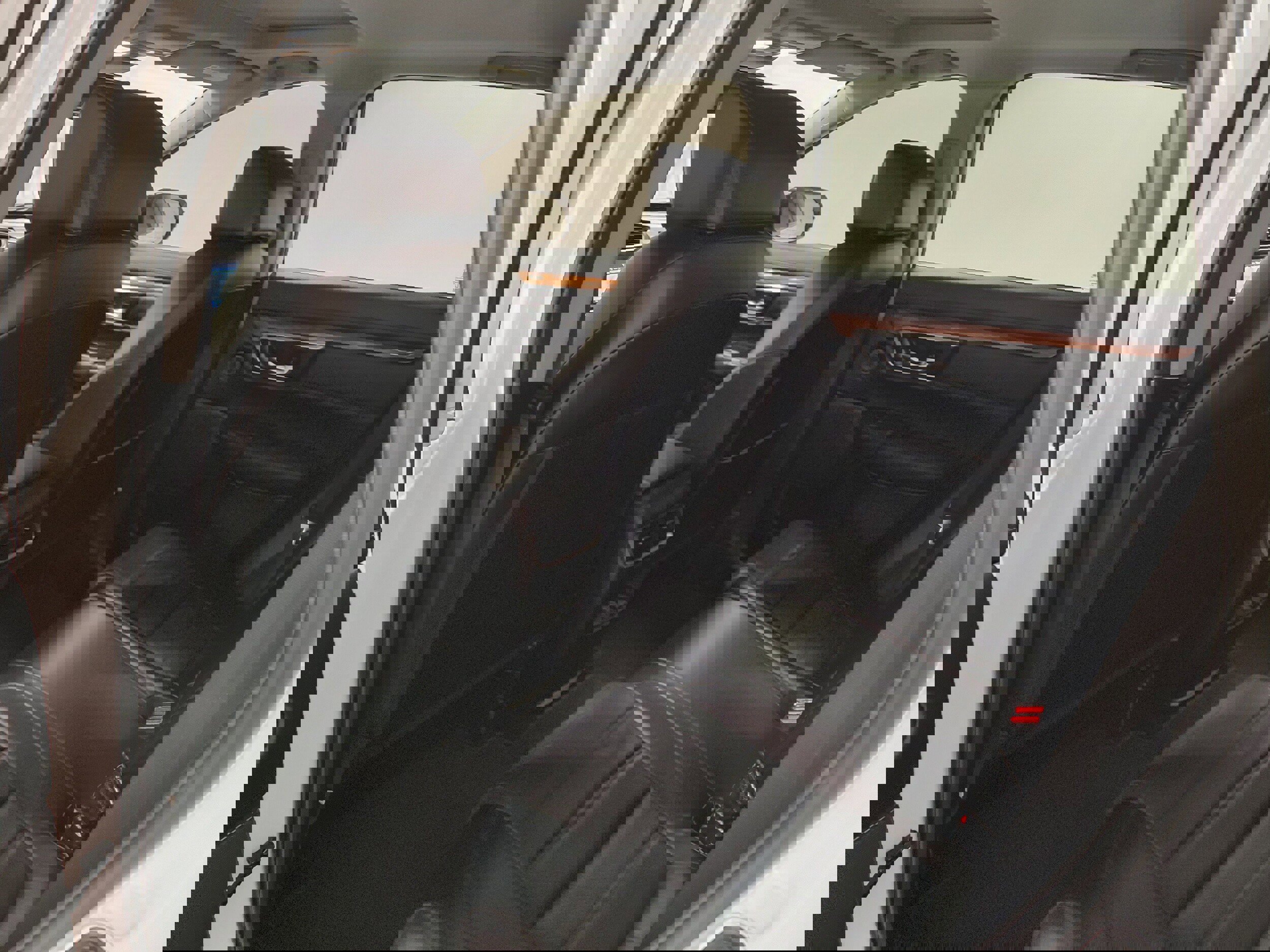 Used 2021 Honda CR-V Touring image 10